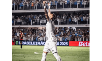 Bramka i asysta Neymara, pomimo kontuzji, wyprowadzają Santos ze strefy spadkowej