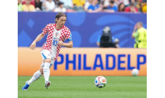 40-letni Modrić broni Chorwacji biegiem i determinacją