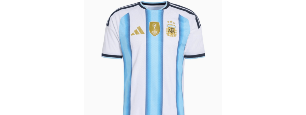 Nowe koszulki Argentyny emanują królewskim splendorem Nowe koszulki Argentyny emanują królewskim splendorem